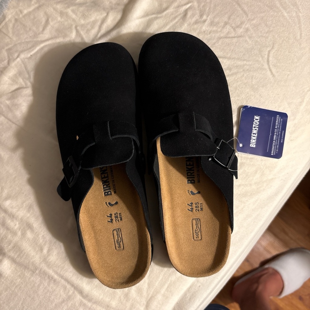 Birkenstock Men’s Black Clogs